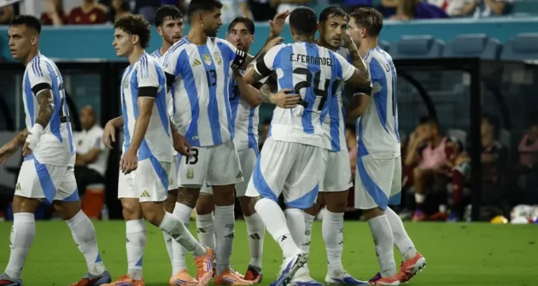 Con el Mundial en el horizonte, la Selección argentina se enfrenta con Mauritania Con el Mundial en el horizonte, la Selección argentina se enfrenta con Mauritania
