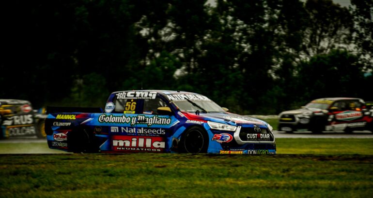 Todino se despistó en la última vuelta y Canapino ganó bajo la lluvia la final del TC Pick Up Todino se despistó en la última vuelta y Canapino ganó bajo la lluvia la final del TC Pick Up