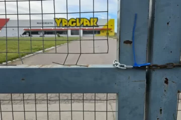 Cerró Yaguar en Bahía: argumentan bajas ventas y que la ruta destrozada desalienta a los clientes Cerró Yaguar en Bahía: argumentan bajas ventas y que la ruta destrozada desalienta a los clientes