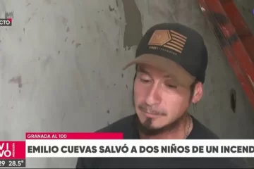 Héroe bahiense: rescató a dos niños y dos perros de un incendio y terminó internado