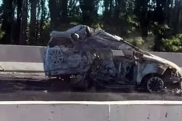Tragedia en Ruta 22: una familia entera murió calcinada tras un choque cuando viajaban a la costa