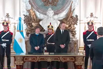 Adorni asumió la Jefatura de Gabinete en lugar de Francos