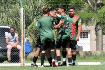 Deportivo Rivera e Independiente van por el pase a cuartos en el Torneo de Inferiores Deportivo Rivera e Independiente van por el pase a cuartos en el Torneo de Inferiores