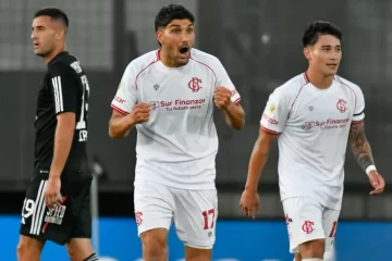 Barracas le ganó a Riestra y se clasificó a cuartos del Torneo Clausura
