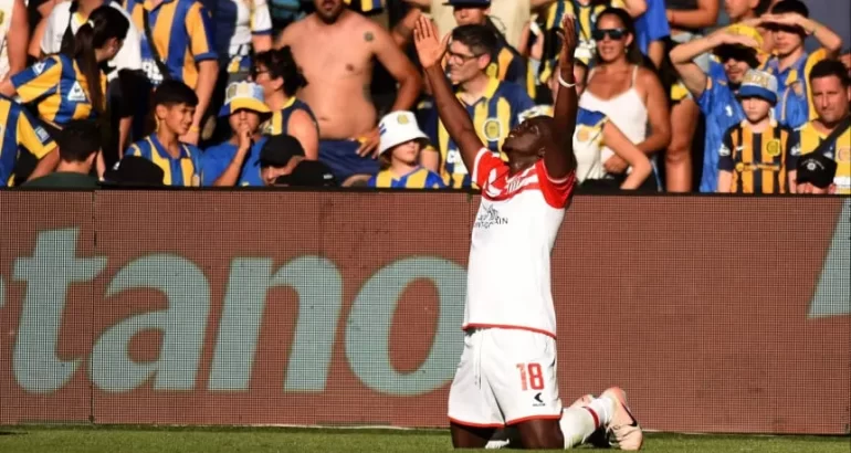Estudiantes de La Plata venció a Rosario Central y se metió en los cuartos de final del Torneo Clausura Estudiantes de La Plata venció a Rosario Central y se metió en los cuartos de final del Torneo Clausura