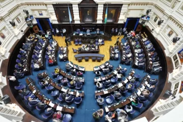 Kicillof obtuvo dictamen para el Presupuesto y la ley fiscal, pero no para el pedido de endeudamiento