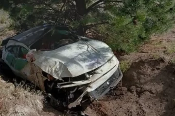 Volcó una Ferrari en la Ruta Siete Lagos durante el paso del Cavalcade Adventure