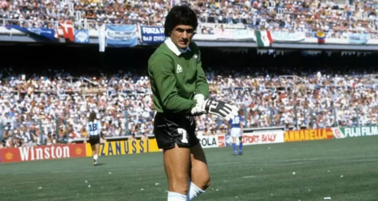 El Pato Fillol ingresará al Salón de la Fama del Fútbol Internacional El Pato Fillol ingresará al Salón de la Fama del Fútbol Internacional