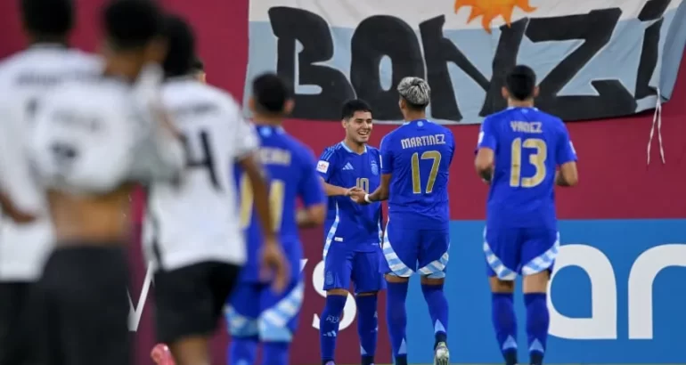 Argentina goleó a Fiji y cerró invicta la fase de grupos del Mundial Sub 17 Argentina goleó a Fiji y cerró invicta la fase de grupos del Mundial Sub 17