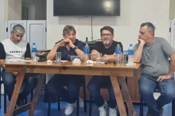 Reunión regional de sindicatos municipales en Carhué y homenaje a Rubén “Cholo” García Reunión regional de sindicatos municipales en Carhué y homenaje a Rubén “Cholo” García