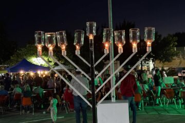 Rivera celebró Janucá con un acto comunitario, el encendido de la última vela y una feria gastronómica