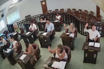 El Concejo Deliberante aprobó el Presupuesto Municipal 2026 y las ordenanzas Fiscal e Impositiva en una sesión marcada por fuertes cruces políticos El Concejo Deliberante aprobó el Presupuesto Municipal 2026 y las ordenanzas Fiscal e Impositiva en una sesión marcada por fuertes cruces políticos