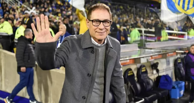 Holan dejó Rosario Central y el Canalla ya busca reemplazante Holan dejó Rosario Central y el Canalla ya busca reemplazante
