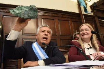 El Senado de Mendoza aprobó el primer proyecto de explotación minera en la provincia El Senado de Mendoza aprobó el primer proyecto de explotación minera en la provincia