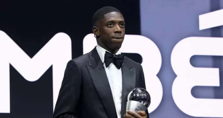 Dembélé ganó el The Best 2025, destronaron al Dibu y sin argentinos en el once ideal Dembélé ganó el The Best 2025, destronaron al Dibu y sin argentinos en el once ideal