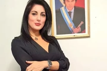 «Feliz Noche Buena de resurrección»: Nuevo pifie de la Diputada Libertaria Juliana Santillán