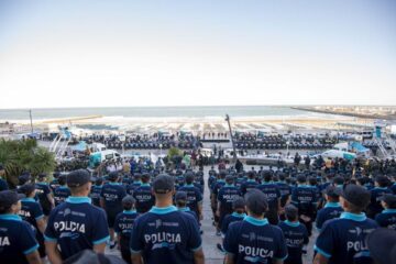 Kicillof presenta el Operativo Sol y habilita las horas extra para la Policía Kicillof presenta el Operativo Sol y habilita las horas extra para la Policía