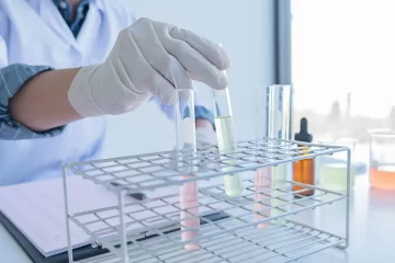 Provincia abrió la inscripción a las carrerras cortas y gratuitas en Salud Provincia abrió la inscripción a las carrerras cortas y gratuitas en Salud