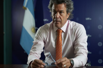 Más renuncias en el Gobierno: Se fue Paul Starc, titular de la Unidad de Información Financiera Más renuncias en el Gobierno: Se fue Paul Starc, titular de la Unidad de Información Financiera