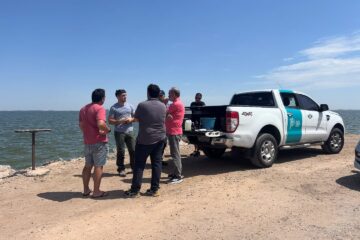 Guaminí activó protocolos de emergencia ante una mortandad inusual de peces en el Lago del Monte