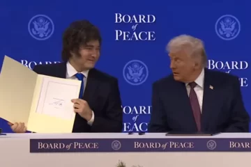Milei participó de la firma del Consejo de la Paz creado por Donald Trump