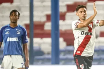 Con un gol de penal, River le ganó a Millonarios de Colombia en su primer amistoso