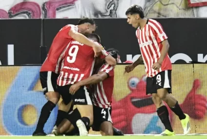 Tras meterse en semis de la Libertadores, Estudiantes visita a Lanús Tras meterse en semis de la Libertadores, Estudiantes visita a Lanús