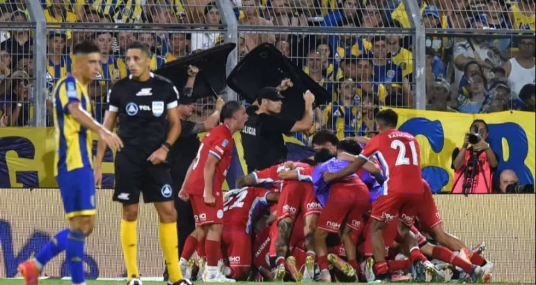 Belgrano lo dio vuelta y se quedó con un triunfazo ante Rosario Central Belgrano lo dio vuelta y se quedó con un triunfazo ante Rosario Central