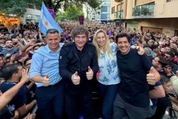 “Tour de la gratitud”: Milei llega a Mar del Plata para encontrarse con sus seguidores