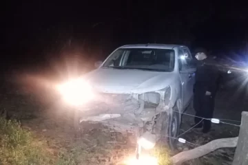 Persecución y choque en el norte pampeano: empleado rural le robó la camioneta y terneros a su patrón