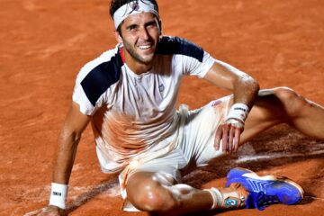 Hazaña de Tomás Etcheverry en Río: dos partidos en un día, victoria en la final y primer título ATP Hazaña de Tomás Etcheverry en Río: dos partidos en un día, victoria en la final y primer título ATP