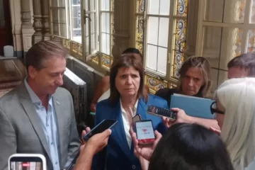 “Tenemos los votos”: Bullrich firmó el pedido de sesión por la reforma laboral para el 11 de febrero