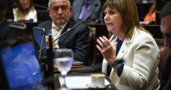 Bullrich le pidió a Adorni que presente de “inmediato” su declaración jurada de bienes Bullrich le pidió a Adorni que presente de “inmediato” su declaración jurada de bienes
