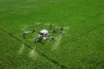 La Provincia habilitó oficialmente el uso de drones para aplicar agroquímicos