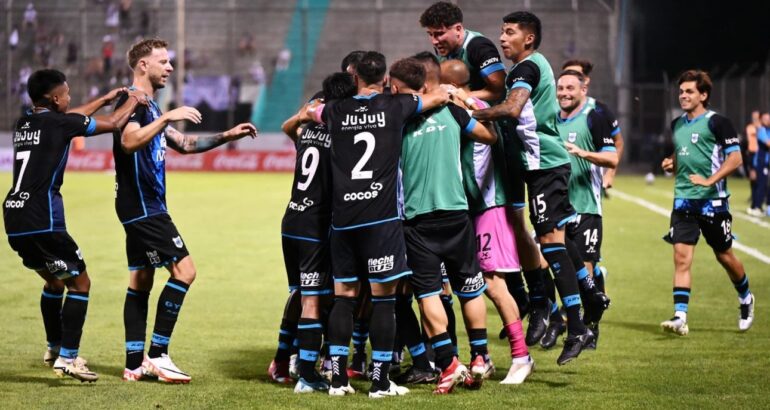 Gimnasia de Jujuy le ganó en los penales a Central Córdoba y pasó a la siguiente ronda Gimnasia de Jujuy le ganó en los penales a Central Córdoba y pasó a la siguiente ronda
