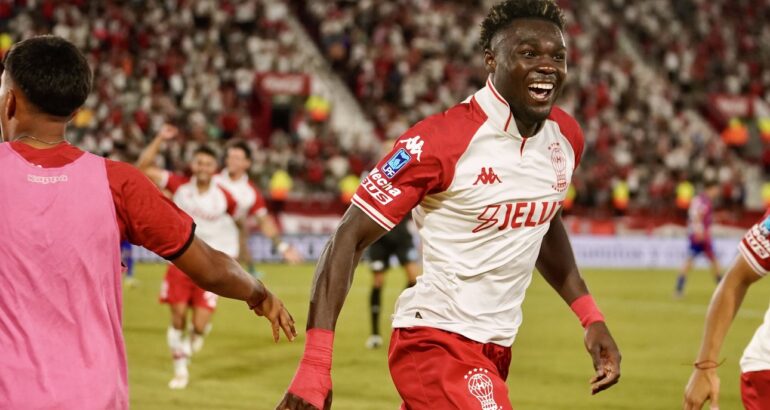 Huracán va por otra victoria ante un Central con la mente puesta en la Copa Huracán va por otra victoria ante un Central con la mente puesta en la Copa