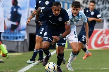 Racing empató ante Independiente Rivadavia por el Torneo Apertura
