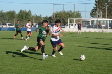 Automoto y Racing mandan en la Zona A: triunfo ante Independiente y goleada en Carhué