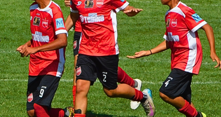 Empezó el campeonato de inferiores de la LRF: buen debut de Deportivo y jornada complicada para Independiente Empezó el campeonato de inferiores de la LRF: buen debut de Deportivo y jornada complicada para Independiente