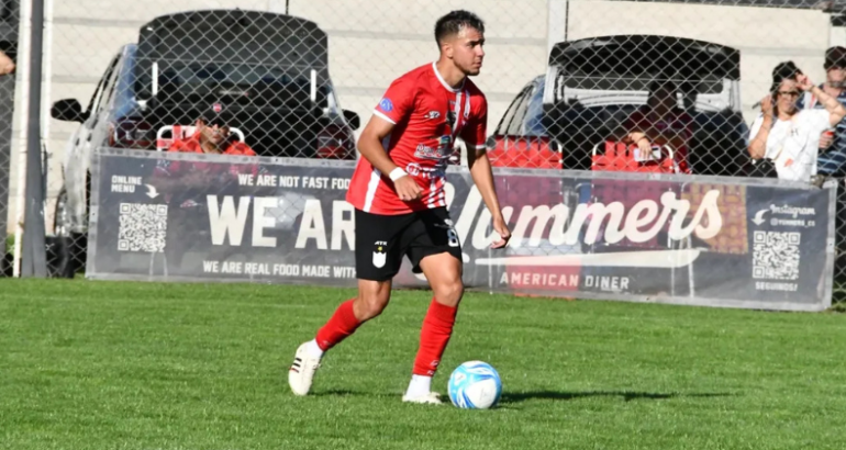 Liga Regional Zona B: Deportivo Rivera debuta de local y San Martín de Carhué afronta una visita exigente Liga Regional Zona B: Deportivo Rivera debuta de local y San Martín de Carhué afronta una visita exigente