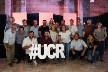 Javier Andrés participó del encuentro de la UCR que reunió a más de 500 dirigentes en Saladillo