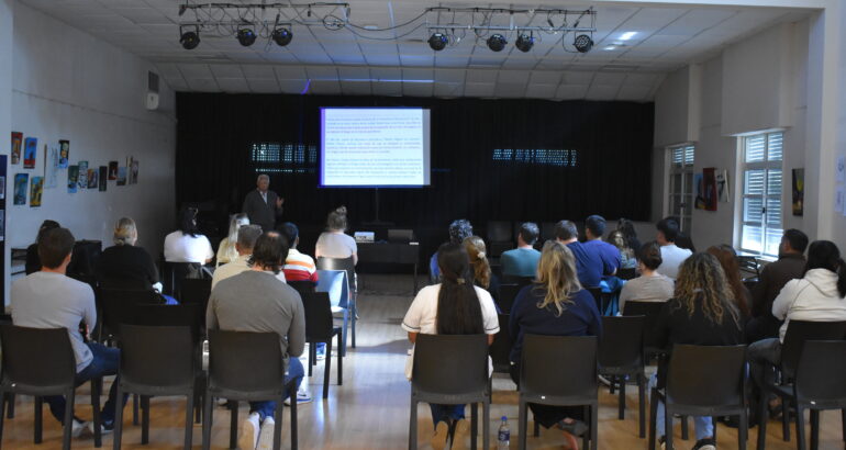 Capacitación en Carhué sobre el uso seguro de gases medicinales Capacitación en Carhué sobre el uso seguro de gases medicinales