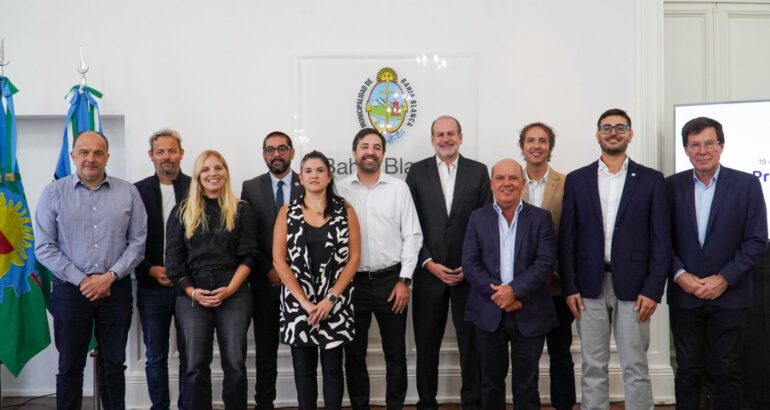 Javier Andrés participó del PreCOSAPRO en Bahía Blanca junto a autoridades de Salud Javier Andrés participó del PreCOSAPRO en Bahía Blanca junto a autoridades de Salud