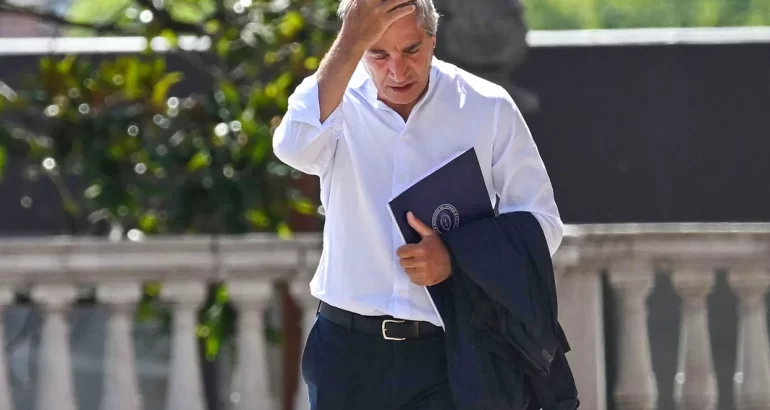Blindaje 2027: el Gobierno prepara el plan anticorrida ante una eventual demanda de dólares Blindaje 2027: el Gobierno prepara el plan anticorrida ante una eventual demanda de dólares