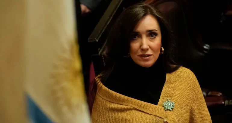 Villarruel cruzó a Adorni: “Me parece una vergüenza su accionar y sus explicaciones” Villarruel cruzó a Adorni: “Me parece una vergüenza su accionar y sus explicaciones”