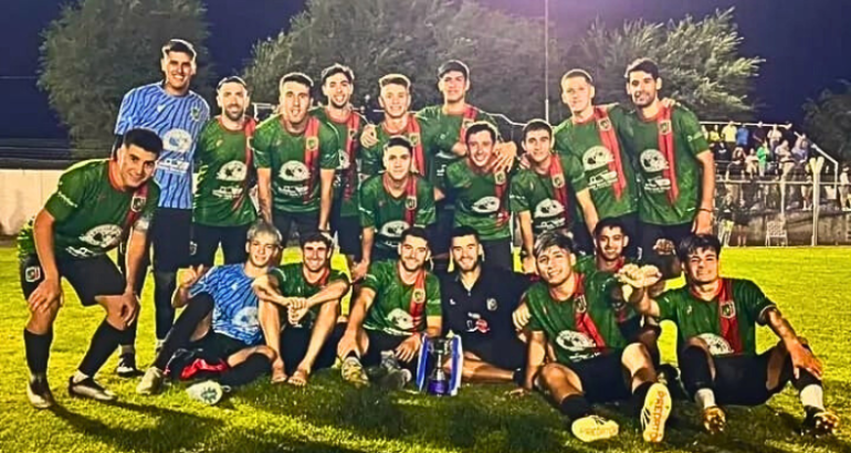 Independiente de Rivera se quedó con la Copa Daniel Soteras Independiente de Rivera se quedó con la Copa Daniel Soteras