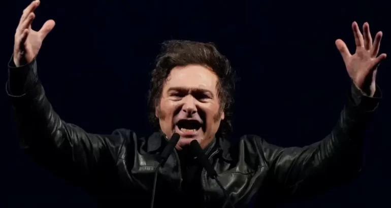 Javier Milei: “No me van a llevar puesto como a Macri” Javier Milei: “No me van a llevar puesto como a Macri”