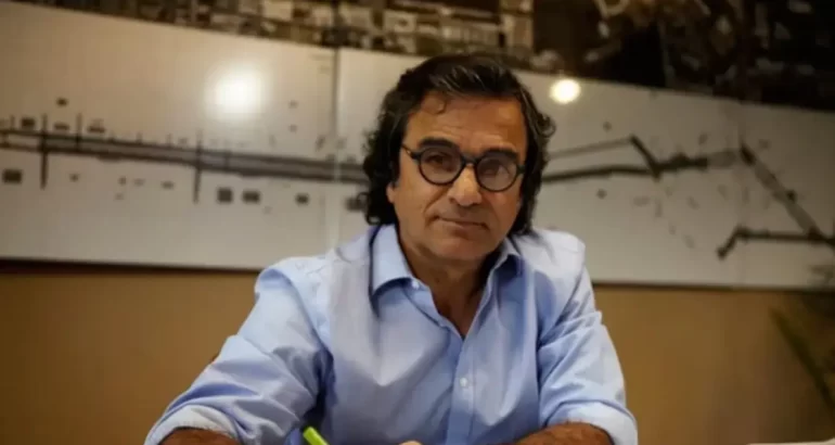 Renunció Carlos Frugoni, el funcionario que omitió declarar 7 propiedades en Miami