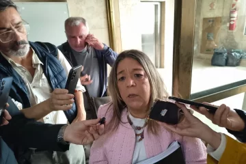 La escribana de Adorni dijo que las operaciones fueron “normales” y que hay que preguntarle a él sobre el origen del dinero