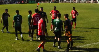 Duras penas para jugadores de Rivera tras el clásico por la Liga Regional